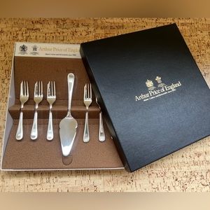 7-piece Pastry Set Arthur Price of England - Silver Plated - NWOT